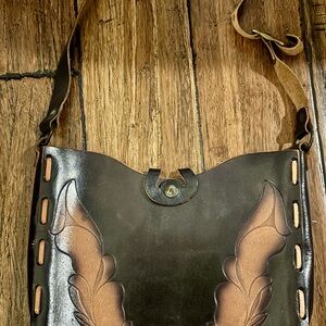 Wabags 100% Genuine Leather Tooled Purse